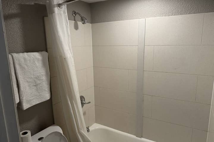Room 30 of 40